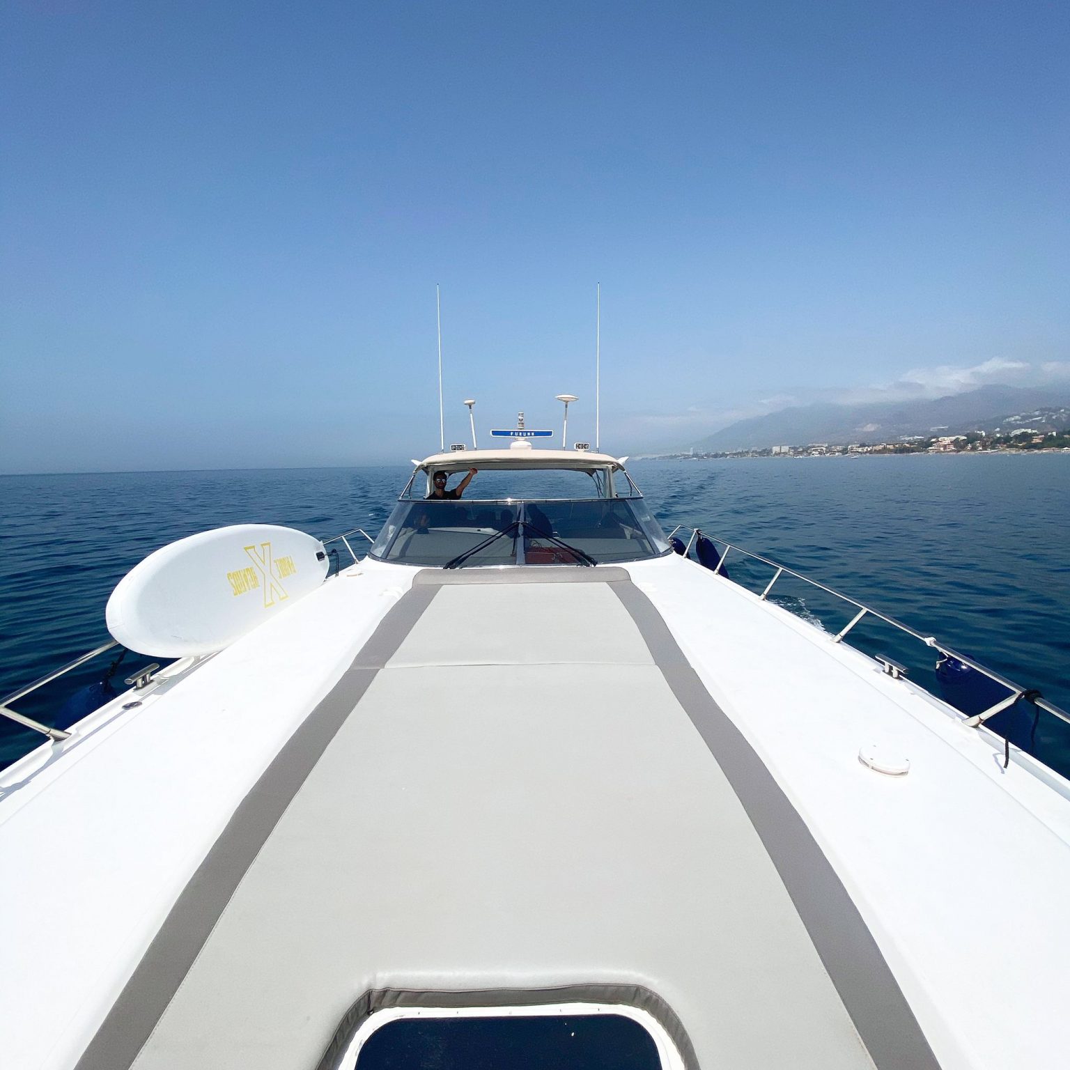 SUNSEEKER 63 PREDATOR 2 hours - Image 6